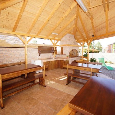 Apartments Nesic Peroj Фажана Экстерьер фото