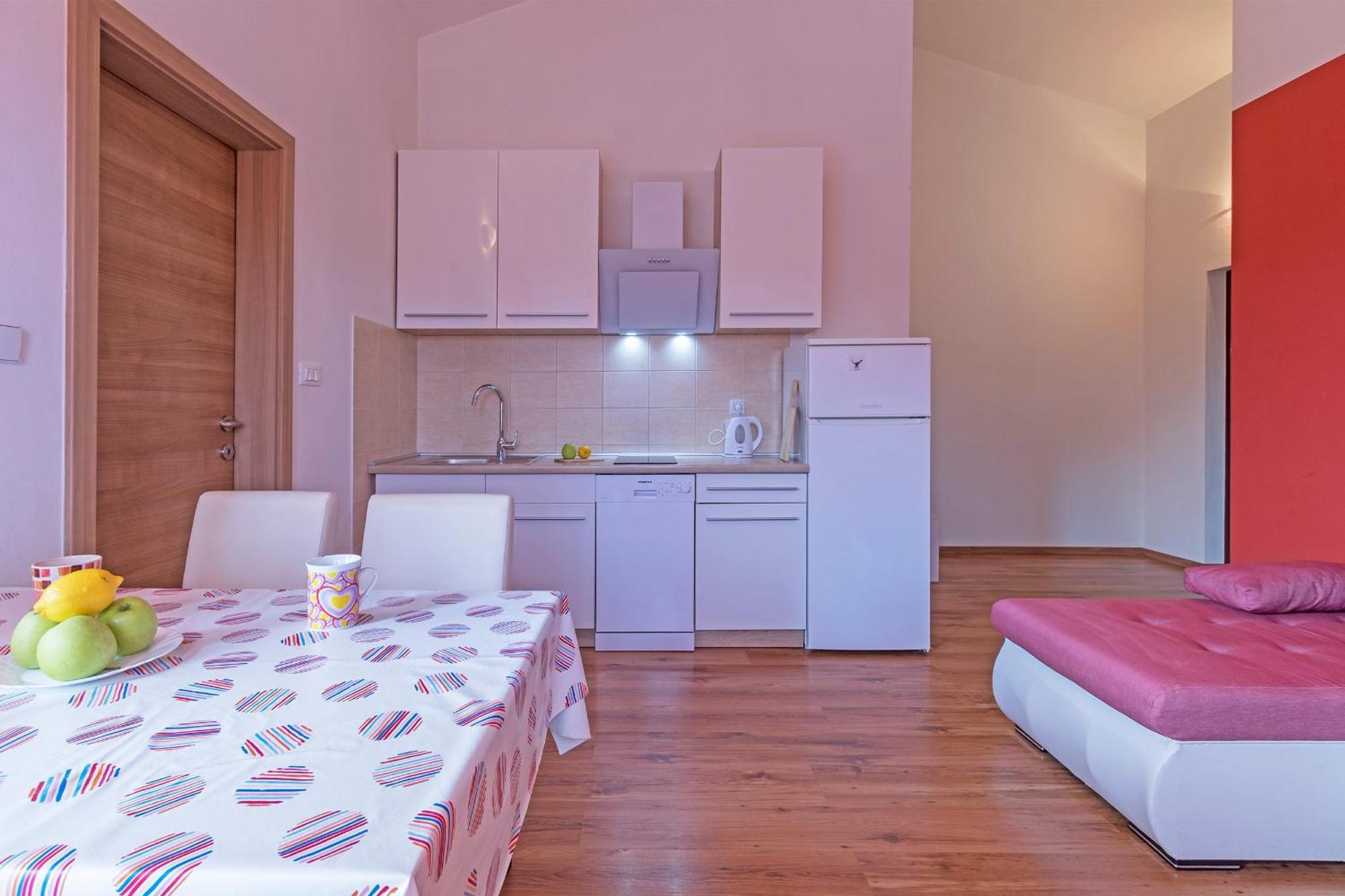 Apartments Nesic Peroj Фажана Экстерьер фото